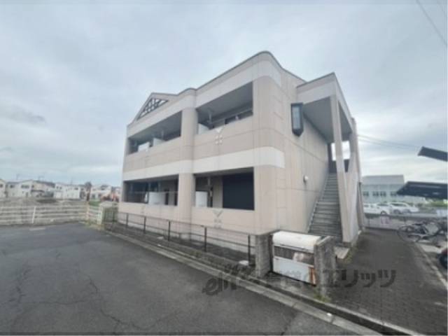 アパルトマン外観写真1