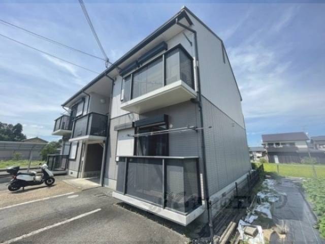 ハイツ歌見外観写真1