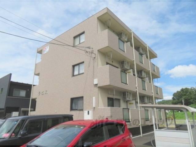 ラピス外観写真2
