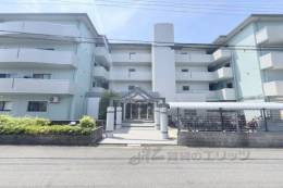 パール香芝外観写真