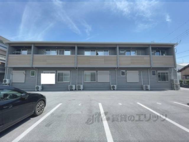 ルアーナスクエア外観写真1