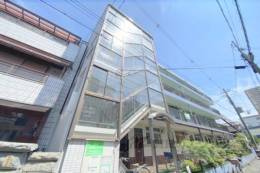 岡野マンション外観写真