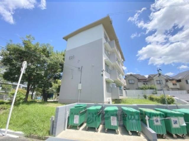 香里ケ丘東団地Ｅ２３号棟外観写真3
