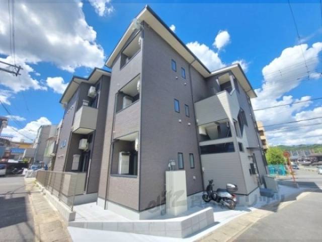 ブライト伏見外観写真1