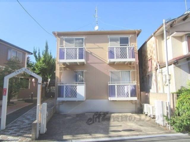 ツインヒル館外観写真1