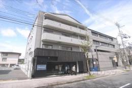 モンベール北山1階店舗外観写真