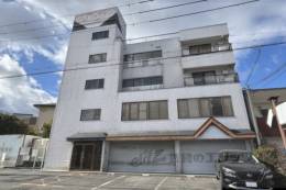 グランデ東香里２外観写真