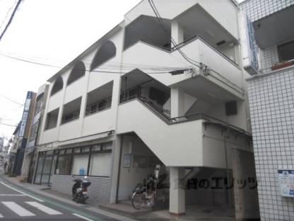 平安ハイツ外観写真1