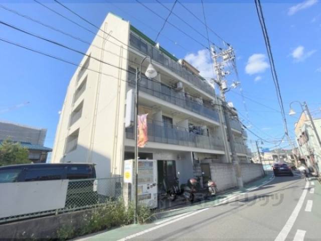 プレアール星田外観写真1