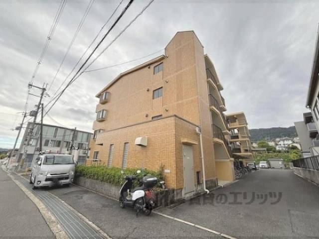 シェーヌ生駒外観写真2