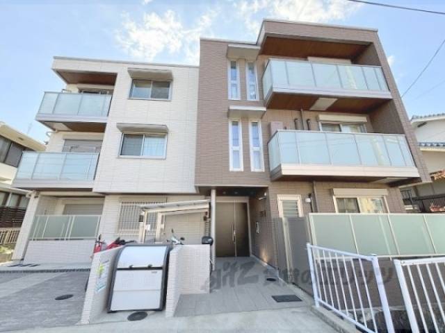 ピコットⅥ外観写真1