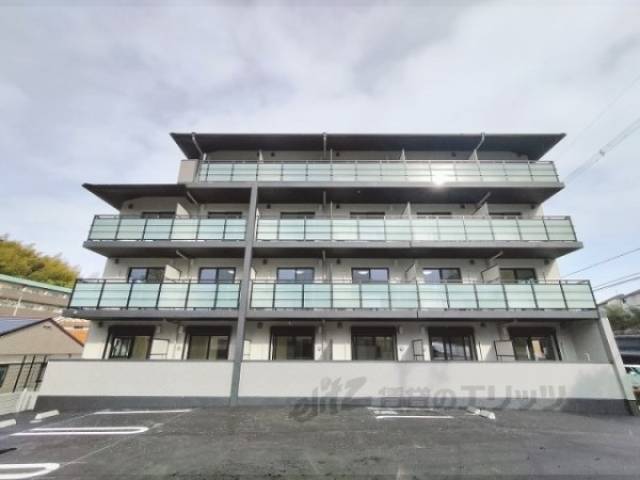 ヴィラ　デュース外観写真1