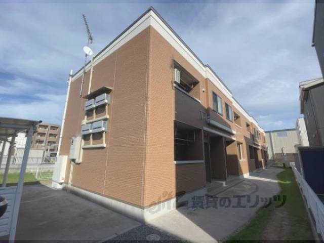 Ｌｏｖｅｌｙ　Ｈｏｕｓｅ外観写真1