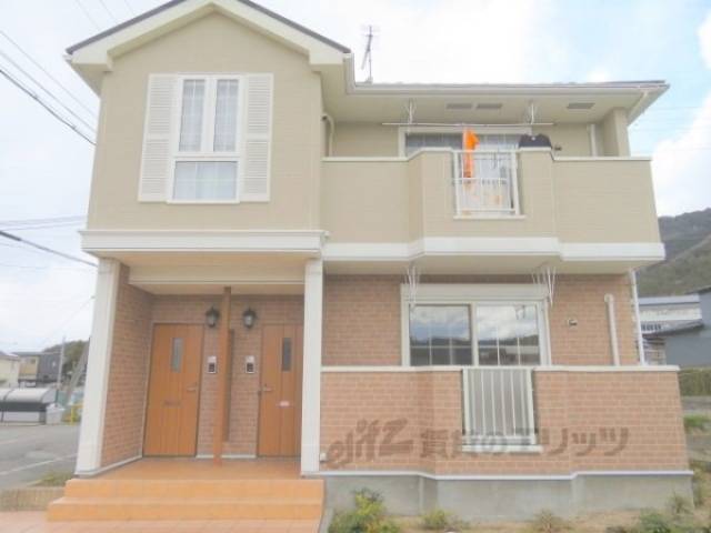 スウィートレジデンス2番館外観写真1