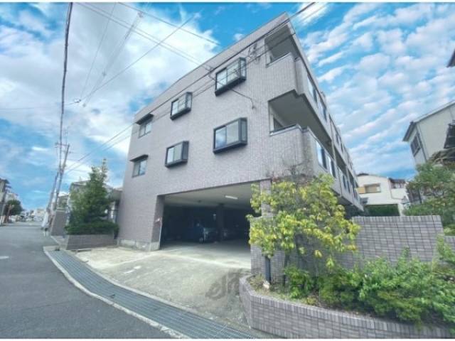 フリーディオ倉治外観写真2