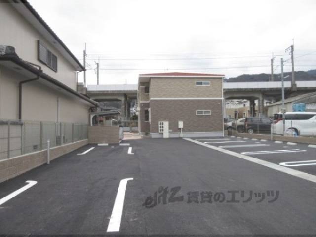 サン　シャイン　ヴィレッジ外観写真2