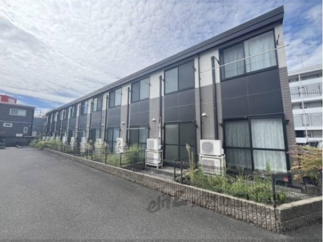 レオパレスめぐみ外観写真2