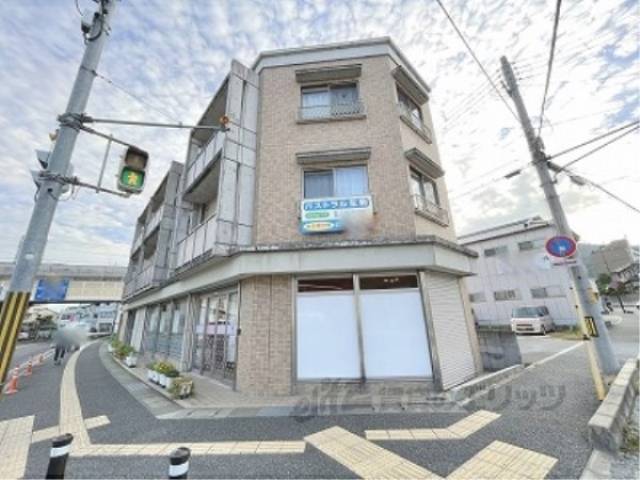 パストラル生駒外観写真2