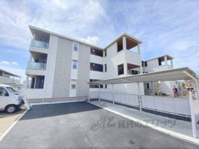 メゾン　アンソレイエ外観写真3