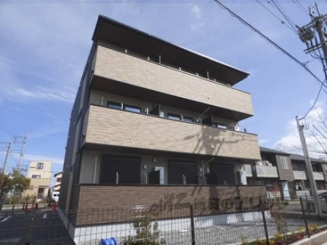 キューポスメゾン外観写真1