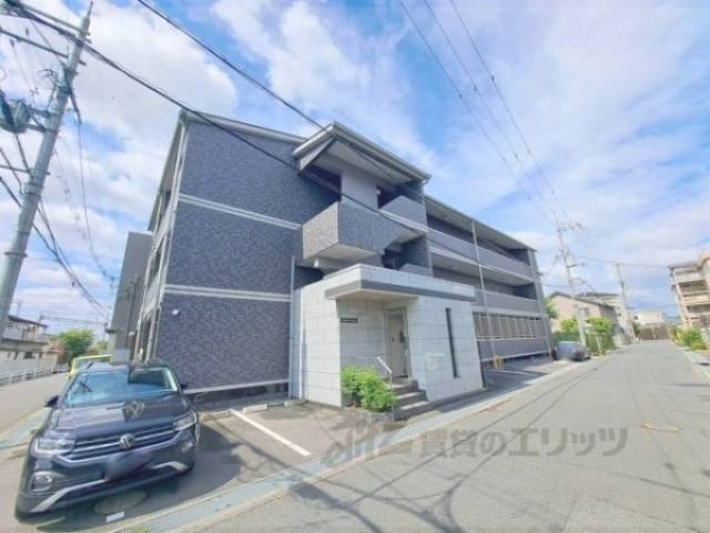 グランパレス外観写真1