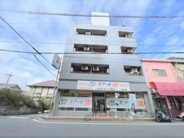 京阪プリンスマンション外観写真1