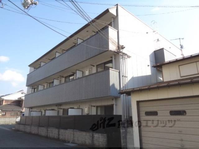 アマデウス外観写真3