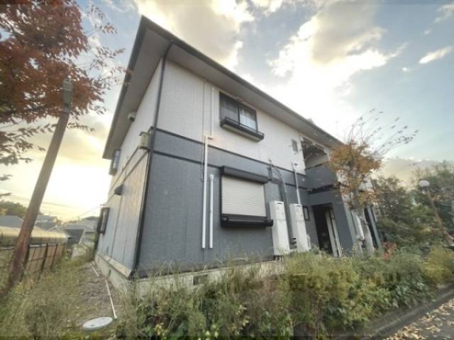 サンビレッジ学園前東坂　Ｇ棟外観写真1