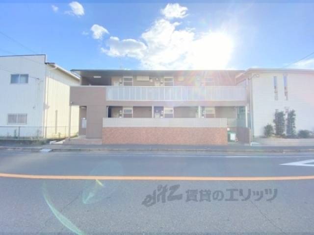クリサンスコート外観写真3