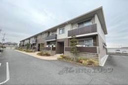 シャーメゾン石見外観写真