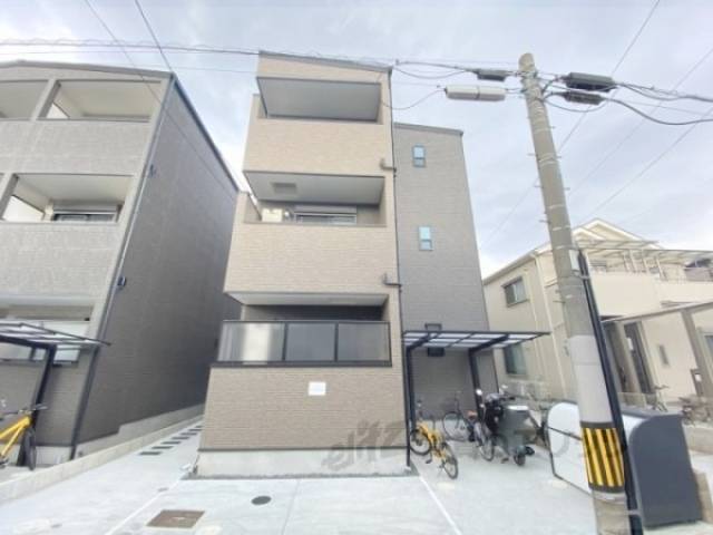 セレニティ池田Ａ棟外観写真2