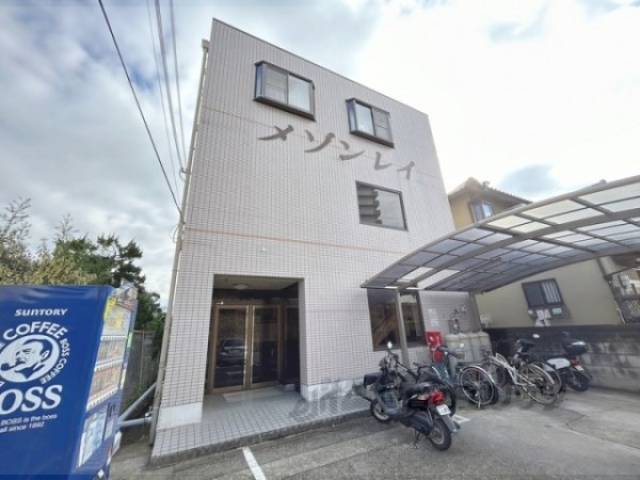 メゾンレイ天理外観写真1