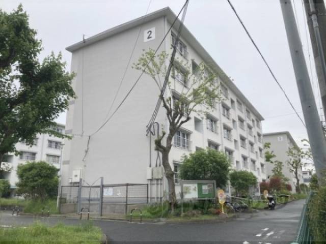 郡山駅前団地２号棟外観写真1