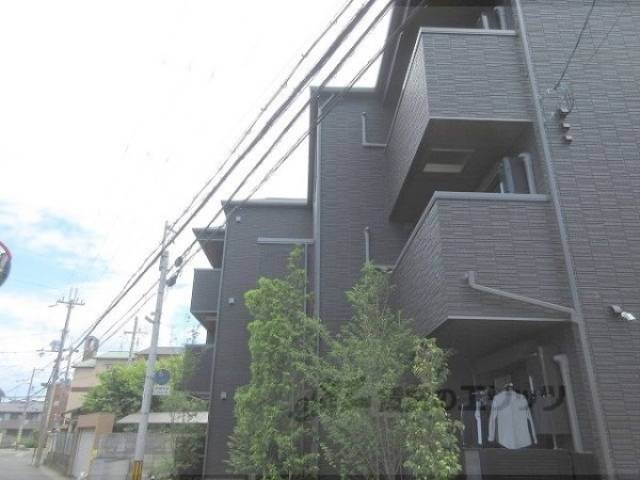 シャーメゾン多藪外観写真2
