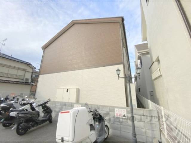セラフィーメゾン香里園外観写真3