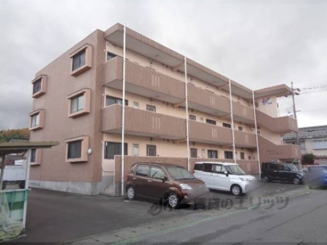 ルミエールかながわ外観写真1