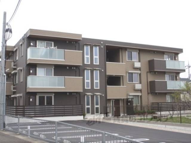 グラン　シャリオ外観写真1