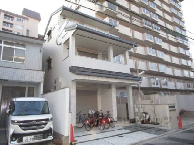 Ｄａｎｋｅ　Ｃｏｕｒｔ外観写真2