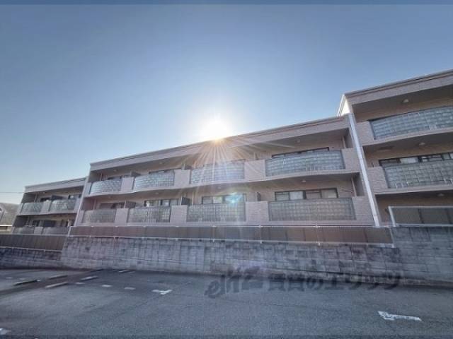 カルチェ清水谷外観写真3