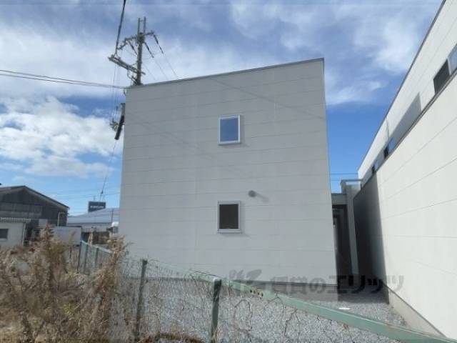 カルフールⅨ　Ｃ棟外観写真3