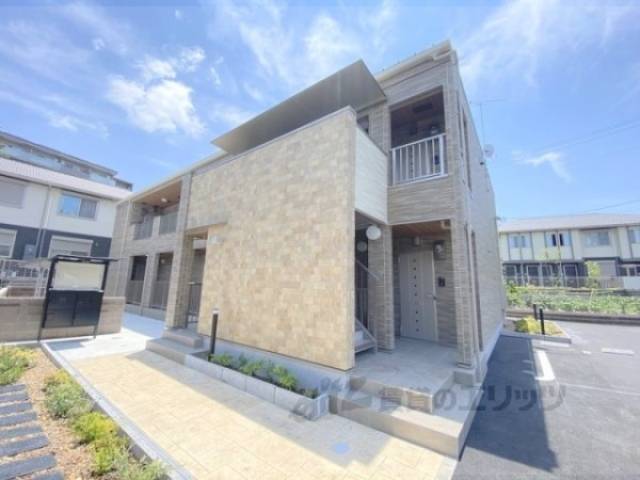 ラ・ステラ学園前外観写真1