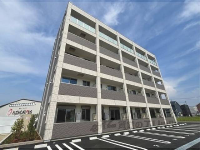 Ｇｒａｎｄ　Ｒａｆｆｉｎｅ外観写真3