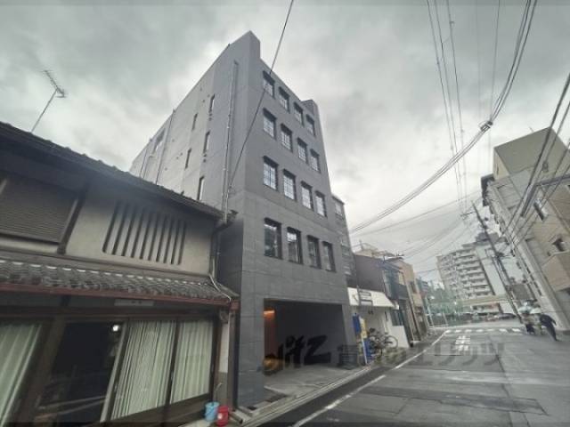 STANDZ京都駅西外観写真1