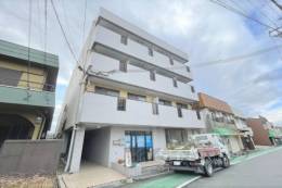 神殿マンション3号棟外観写真