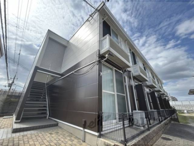 レオパレス和外観写真1