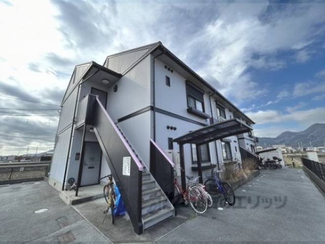 シャルマンカマダ外観写真1