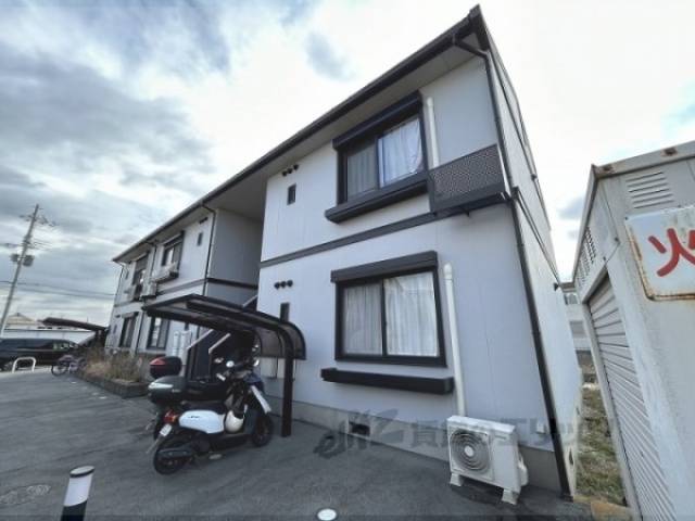 シャルマンカマダ外観写真2