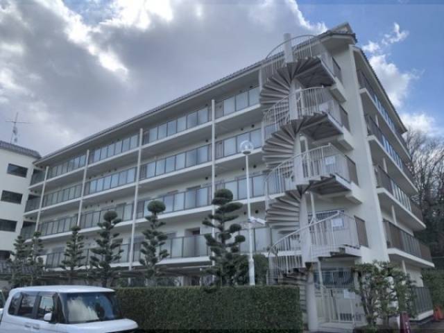 ローレルハイツあやめ池外観写真2