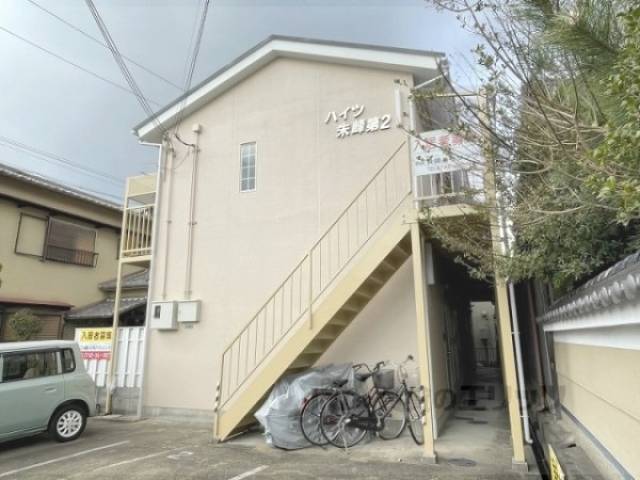 ハイツ朱峰第二外観写真1