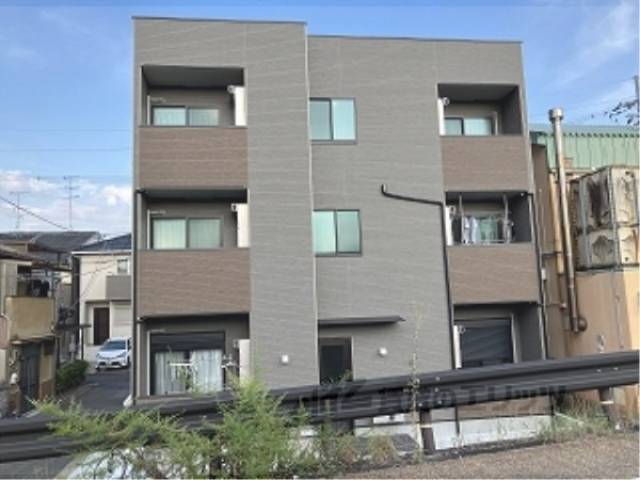 カーサ　アリビオ外観写真3
